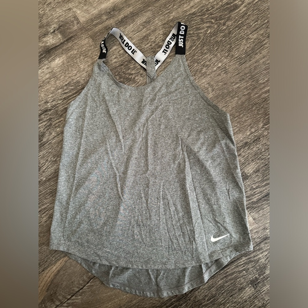 Nike tank